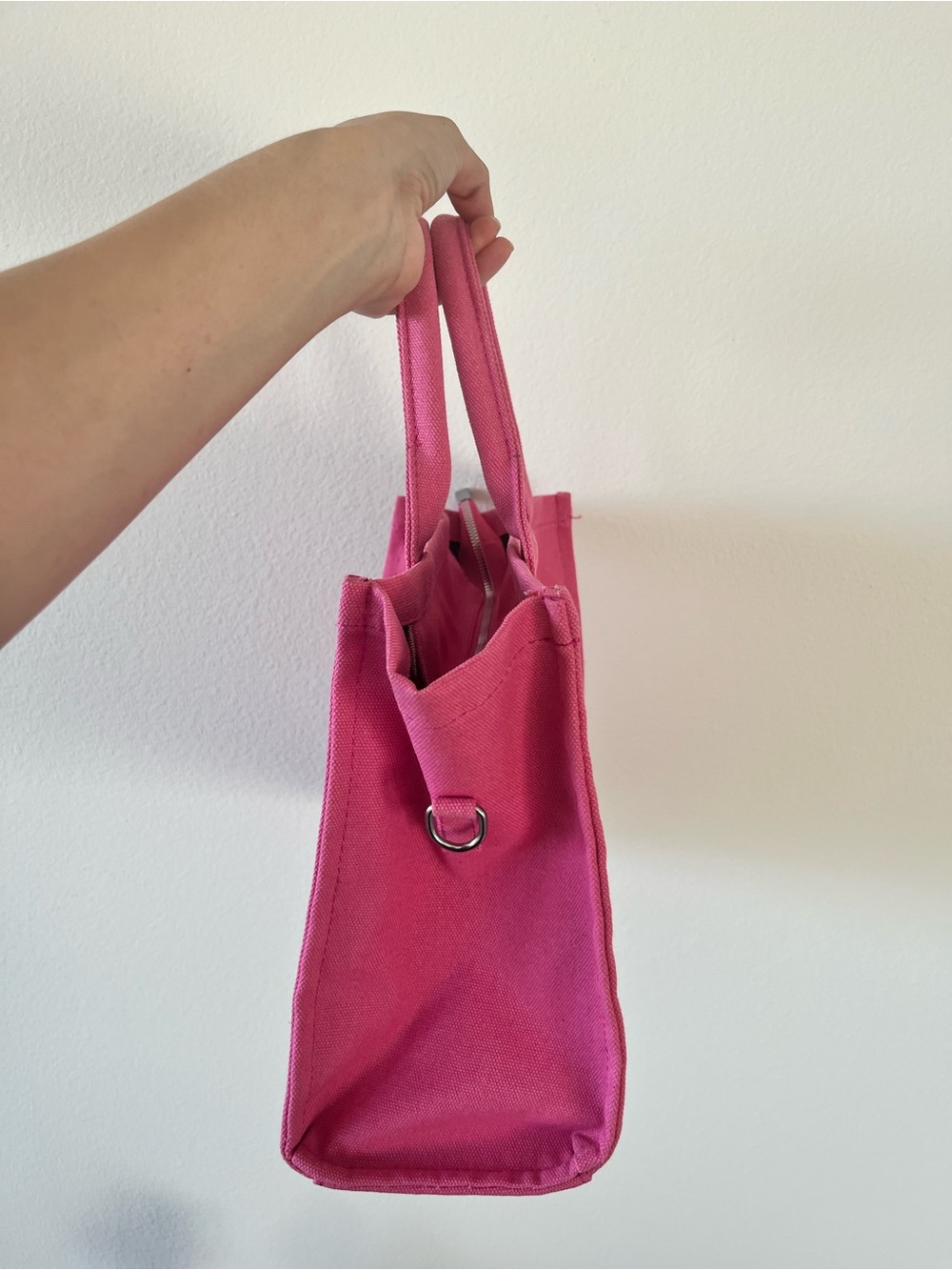 Marc Jacobs Pink Canvas Tote with White Logo - Picture 2 of 4